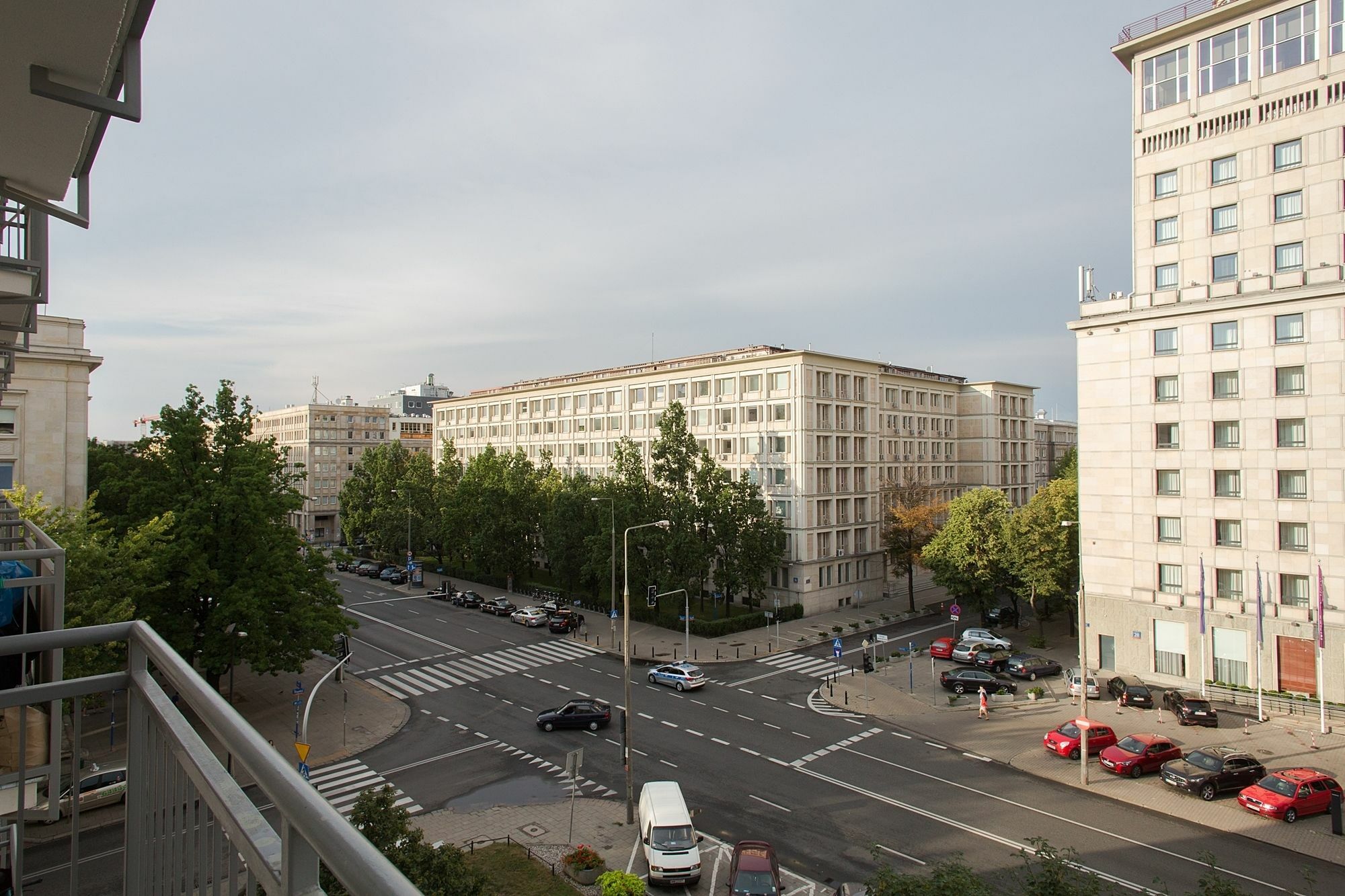 Shortstaypoland Krucza Warsaw Exterior photo